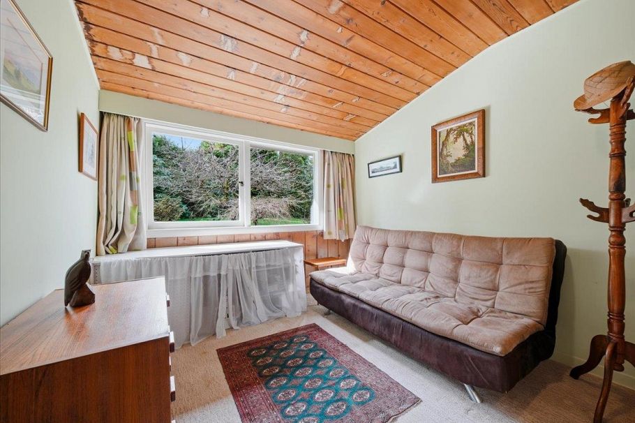 809 Roslyn Boulevard North Vancouver, BC - 28