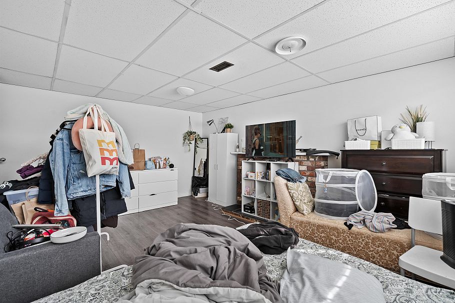 7656 Main Street Vancouver, BC - 27