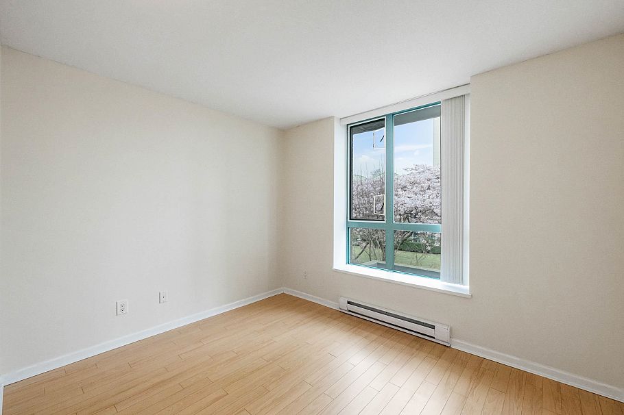 TH4 1889 Rosser Avenue Burnaby, BC - 27