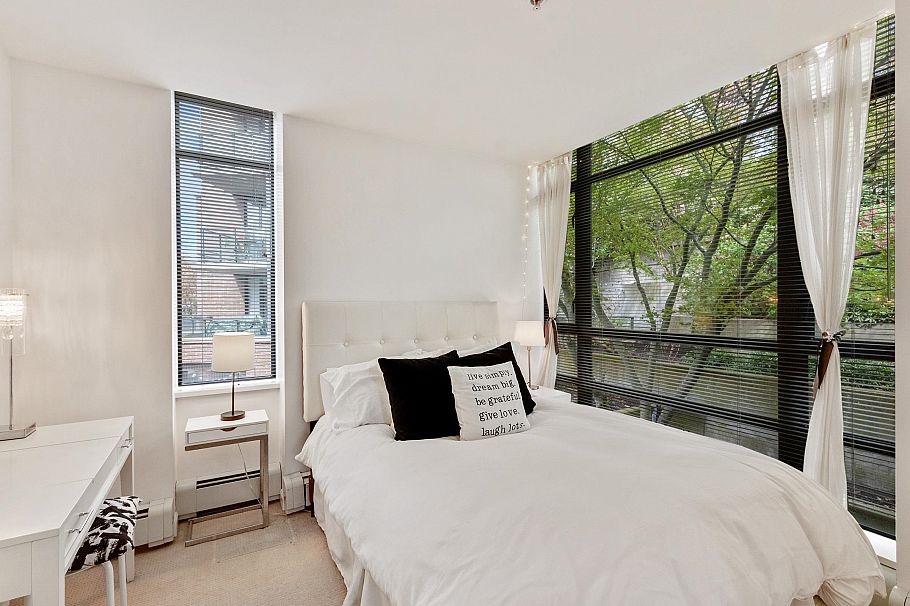 168 W 1st Street North Vancouver, BC - 9