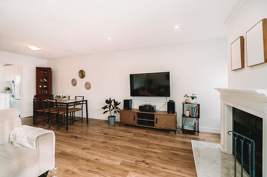 19 230 W 14th Street North Vancouver, BC - 21