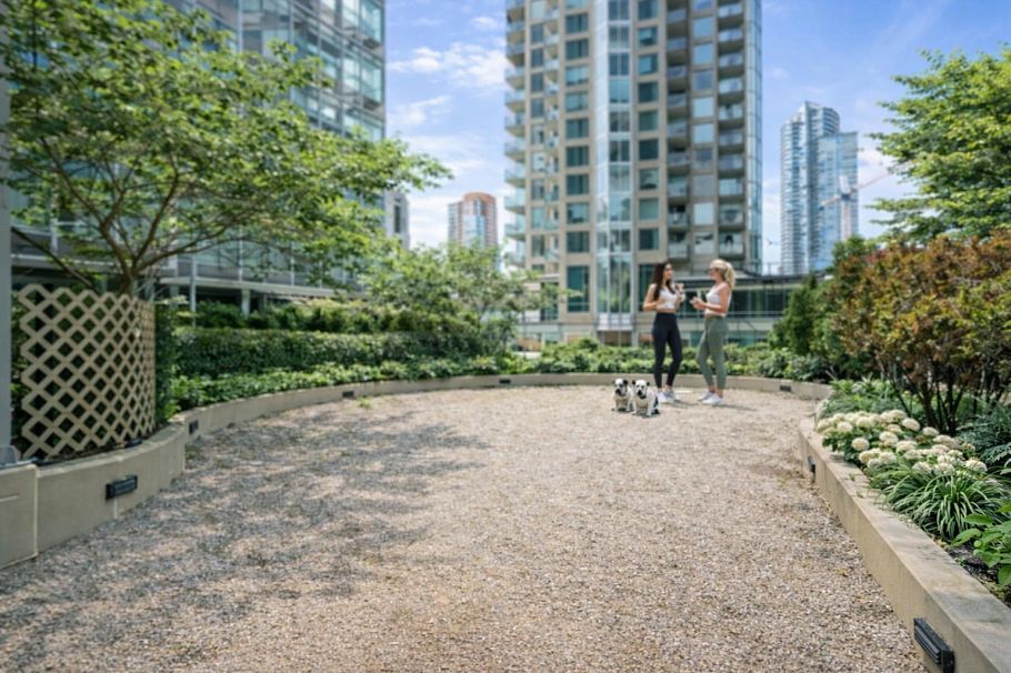 808 888 Homer Street Vancouver, BC - 8