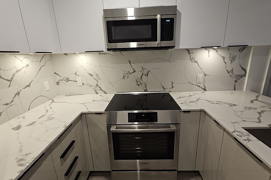 316 2250 E 1st Avenue Vancouver, BC - 5