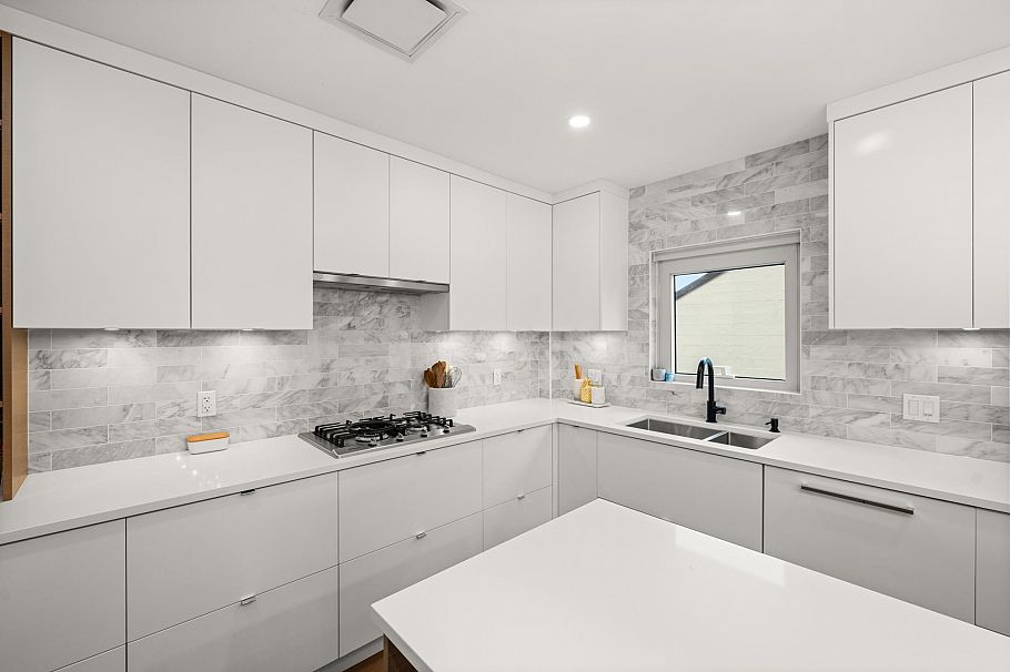 401 2687 Maple Street Vancouver, BC - 22