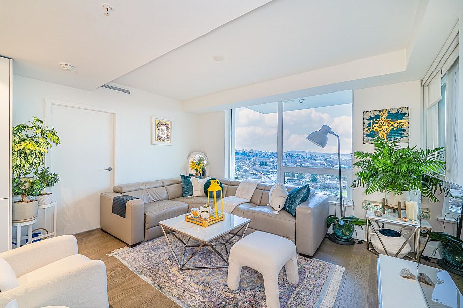 2102 1632 Lions Gate Lane North Vancouver, BC - 8