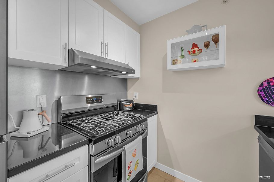 1501 1003 Burnaby Street Vancouver, BC - 23