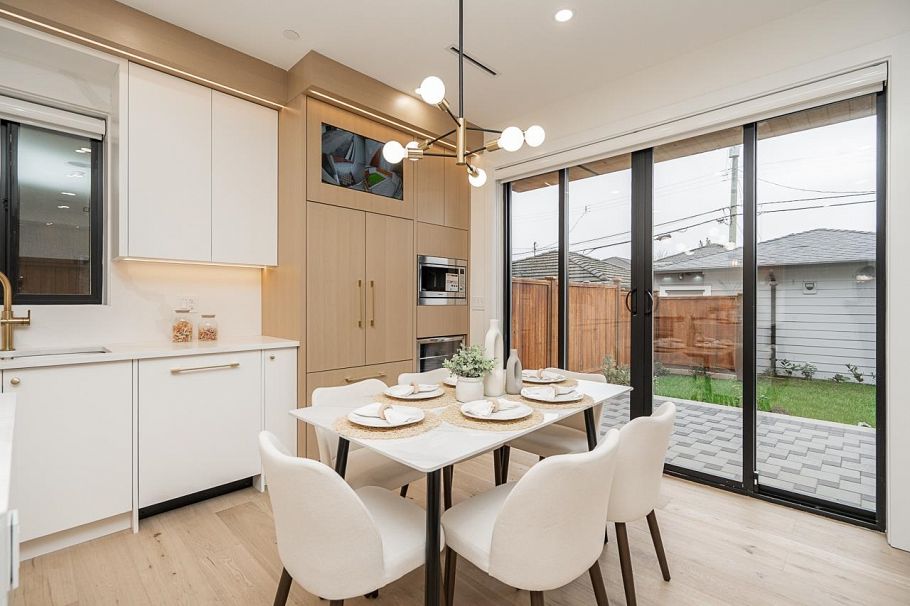 2 150 E 51st Avenue Vancouver, BC - 4