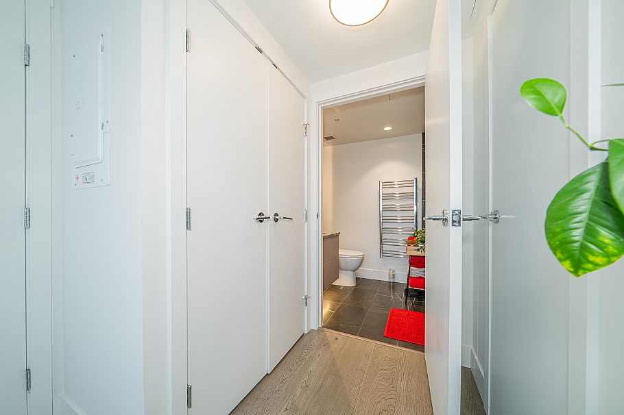 2102 1632 Lions Gate Lane North Vancouver, BC - 20