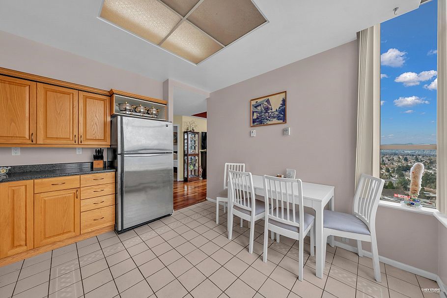 2301 5885 Olive Avenue Burnaby, BC - 16