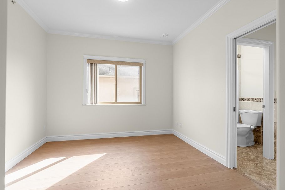 8038 Selkirk Street Vancouver, BC - 19