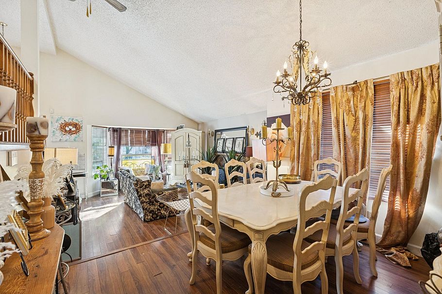 875 Porteau Place North Vancouver, BC - 9