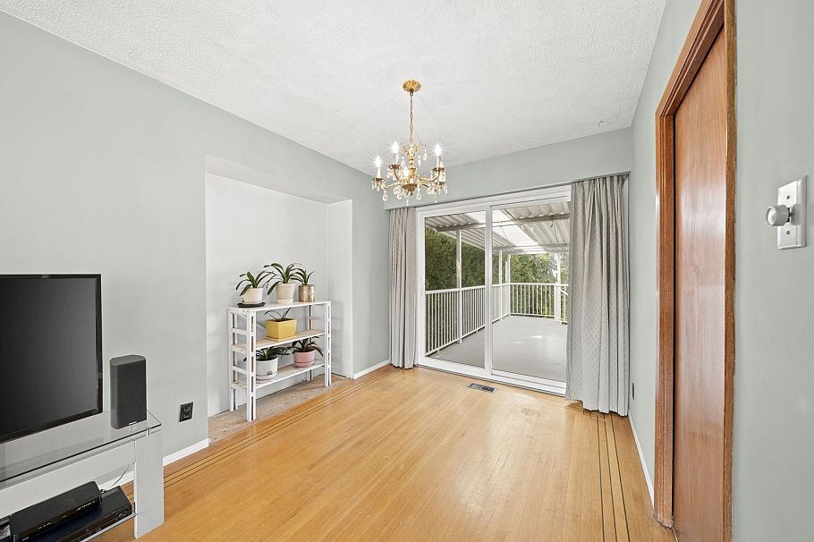 3783 Price Street Burnaby, BC - 14