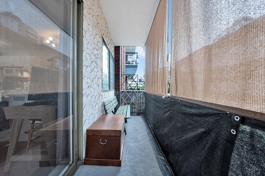 103 214 E 15th Street North Vancouver, BC - 17