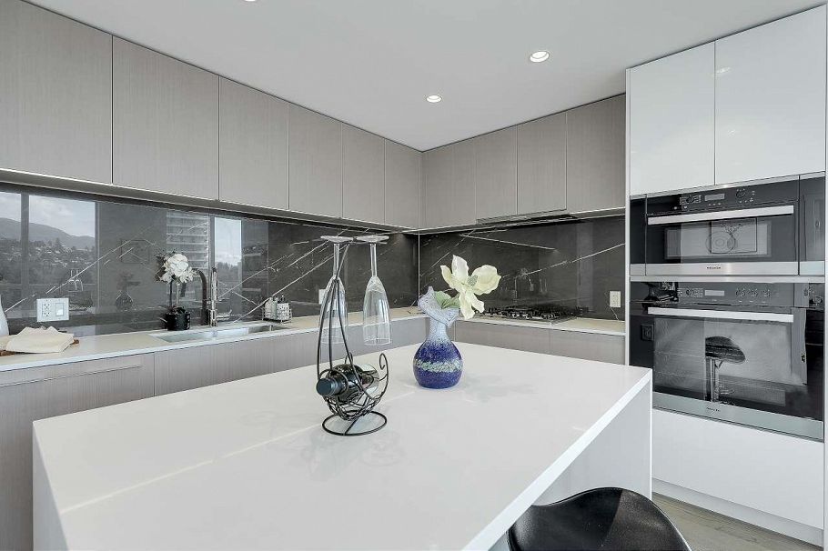 706 1632 Lions Gate Lane North Vancouver, BC - 10