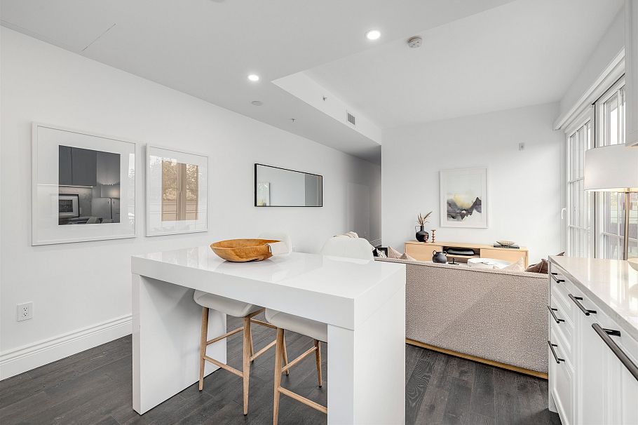 404 2096 W 47th Avenue Vancouver, BC - 4