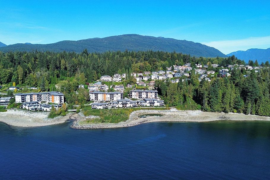 3887 Cates Landing Way North Vancouver, BC - 38