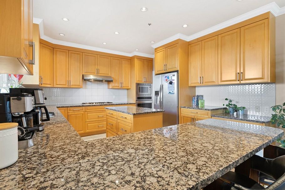 1356 E 62nd Avenue Vancouver, BC - 10