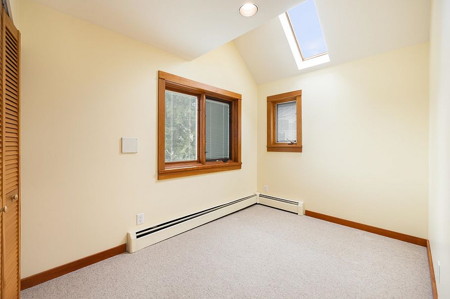 4548 W 7th Avenue Vancouver, BC - 22