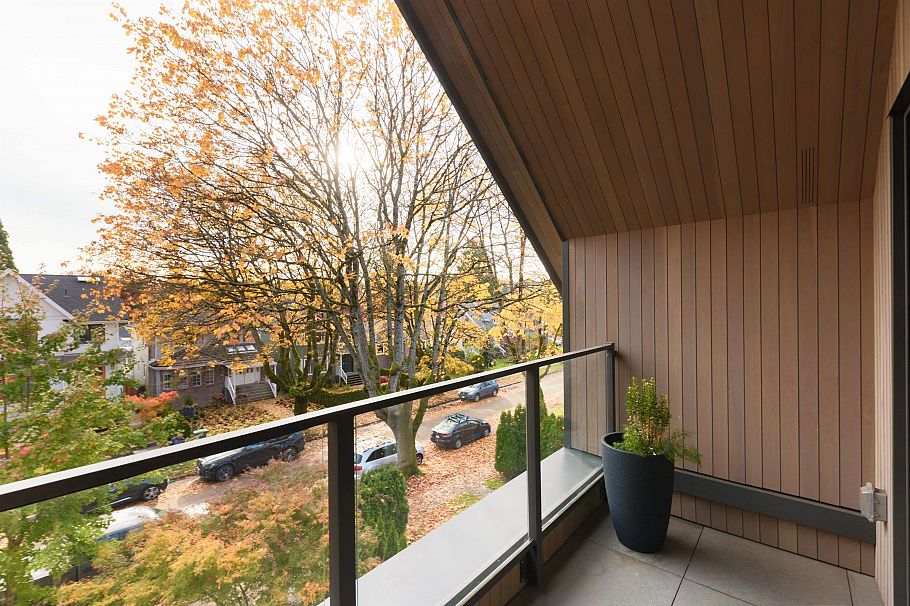 2939 W 15th Avenue Vancouver, BC - 34