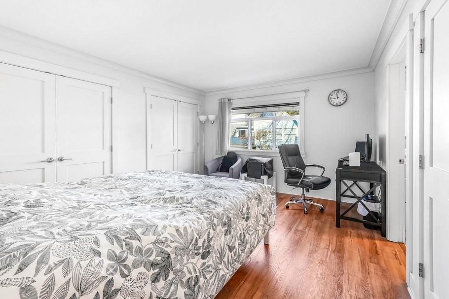 38 889 Tobruck Avenue North Vancouver, BC - 14