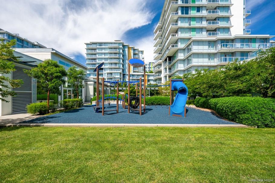 42 8628 Hazelbridge Way Richmond, BC - 23