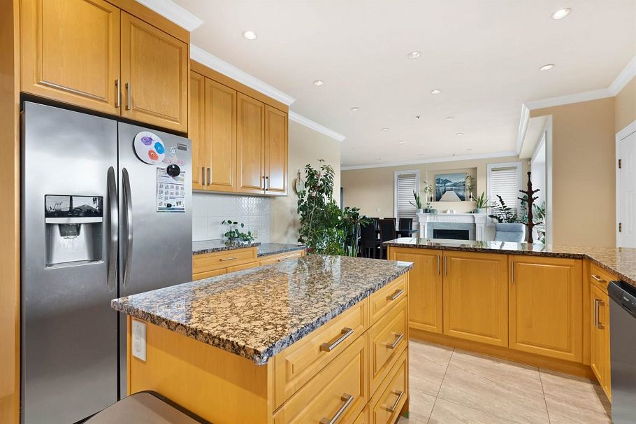 1356 E 62nd Avenue Vancouver, BC - 12