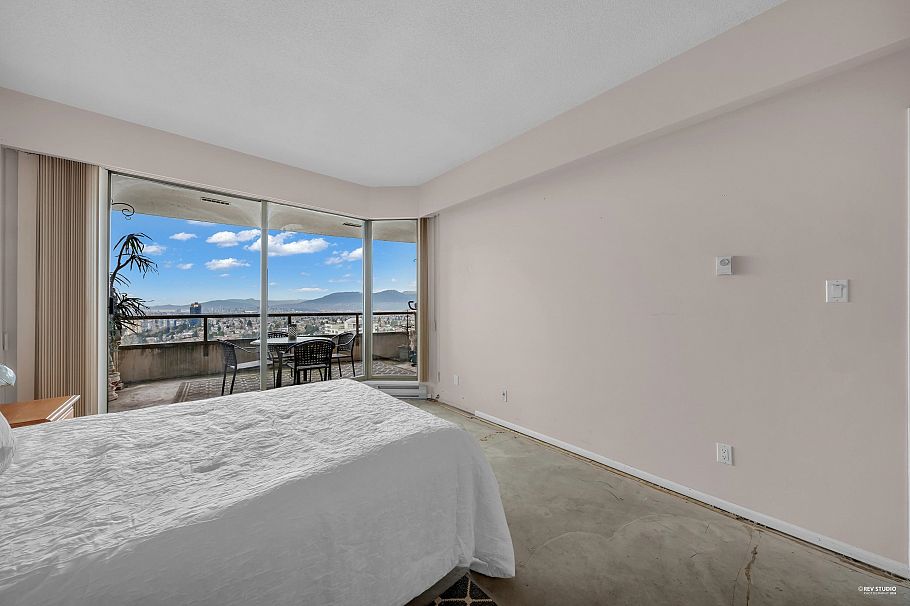 2301 5885 Olive Avenue Burnaby, BC - 22