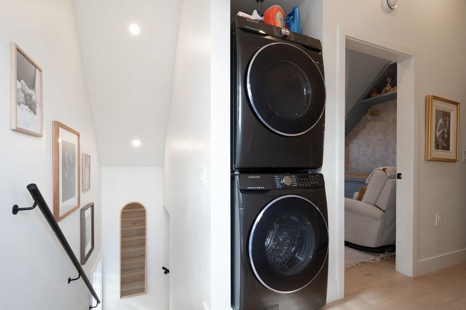 1026 E 13th Avenue Vancouver, BC - 28