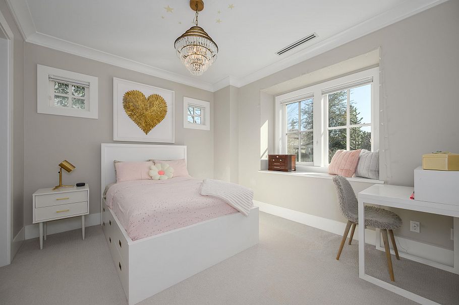 4297 W 11th Avenue Vancouver, BC - 26