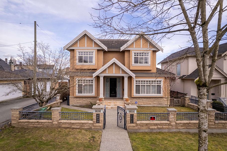 8038 Selkirk Street Vancouver, BC - 32