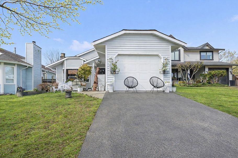 875 Porteau Place North Vancouver, BC - 40