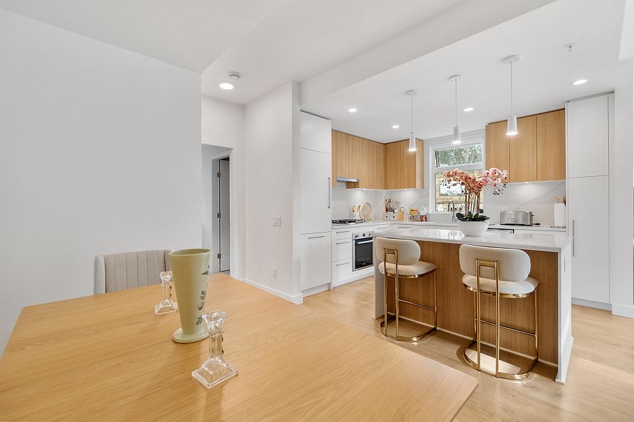 176 2035 Glenaire Drive North Vancouver, BC - 23