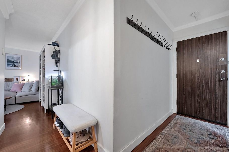 103 214 E 15th Street North Vancouver, BC - 20