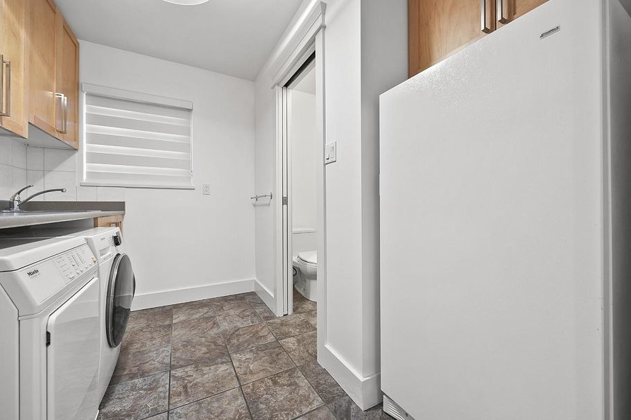 3558 W 32nd Avenue Vancouver, BC - 24