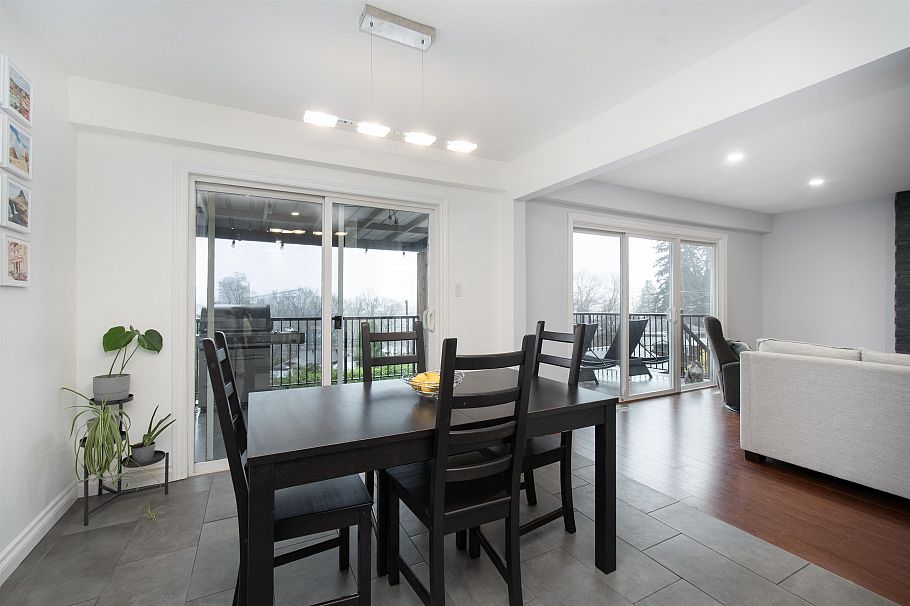 943 Shavington Street North Vancouver, BC - 10