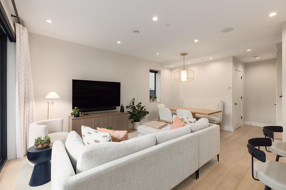 2939 W 15th Avenue Vancouver, BC - 8