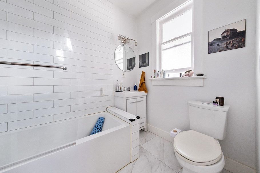 720 E 30th Avenue Vancouver, BC - 27