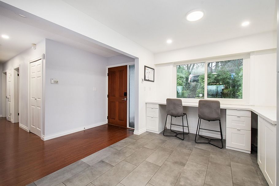 943 Shavington Street North Vancouver, BC - 5