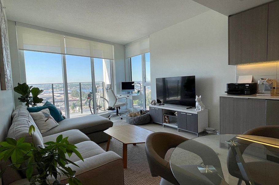 2005 1401 Hunter Street North Vancouver, BC - 22