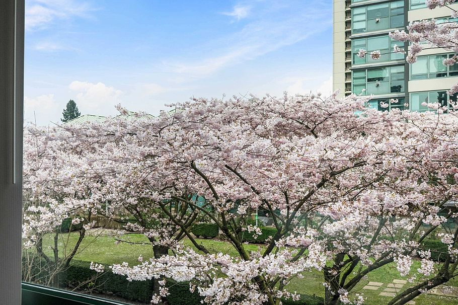 TH4 1889 Rosser Avenue Burnaby, BC - 26