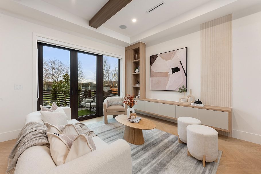 1 3391 Victoria Drive Vancouver, BC - 12