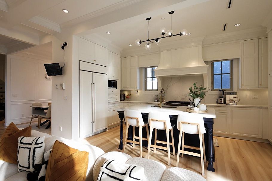 7588 Osler Street Vancouver, BC - 4