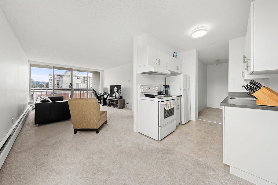 2016 Fullerton Avenue North Vancouver, BC - 8