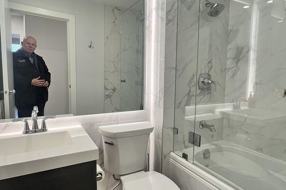 607 989 Nelson Street Vancouver, BC - 15