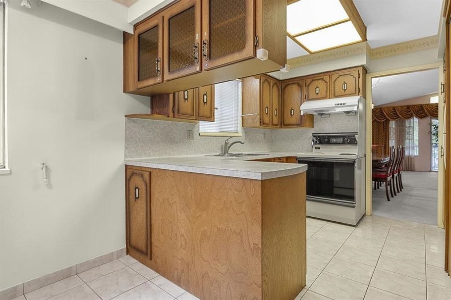 919 E 39th Avenue Vancouver, BC - 34