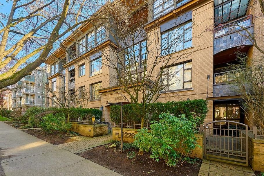 105 2226 W 12th Avenue Vancouver, BC - 1