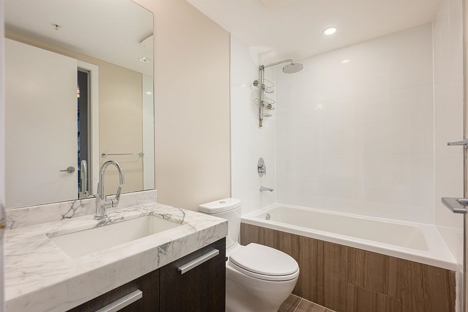 2701 1351 Continental Street Vancouver, BC - 18