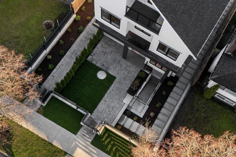 1 6061 Sherbrooke Street Vancouver, BC - 21