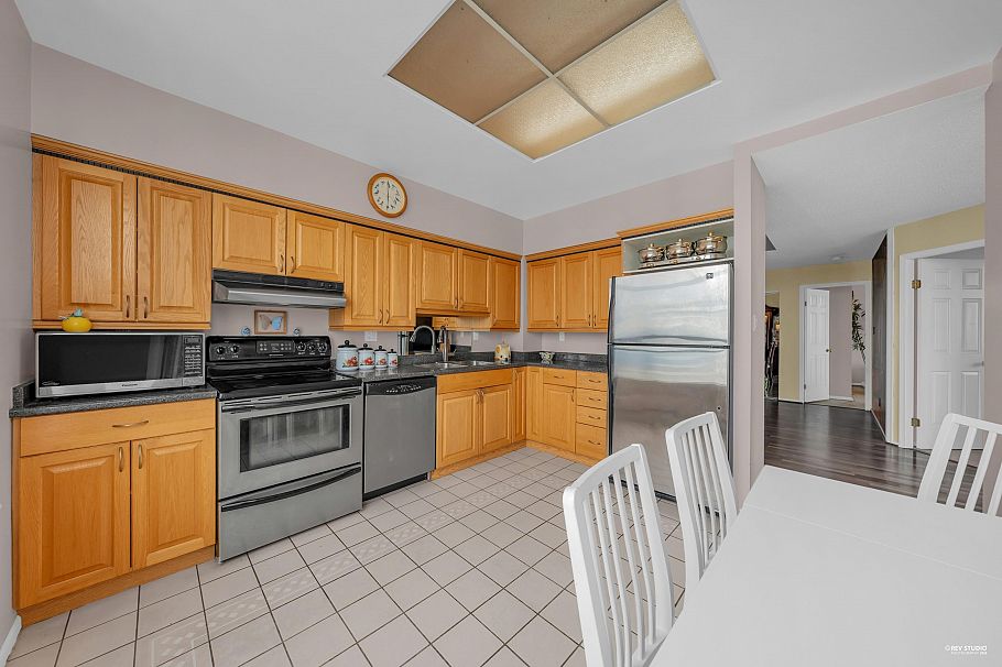 2301 5885 Olive Avenue Burnaby, BC - 15