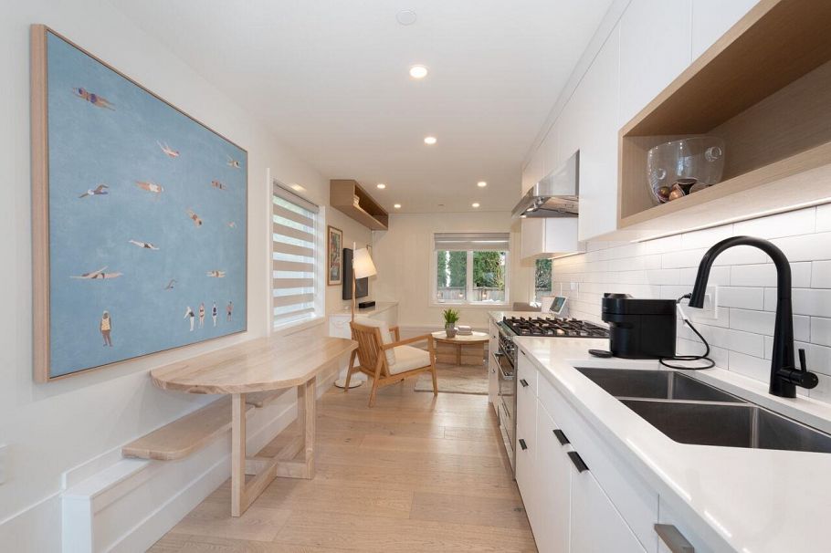 1026 E 13th Avenue Vancouver, BC - 16